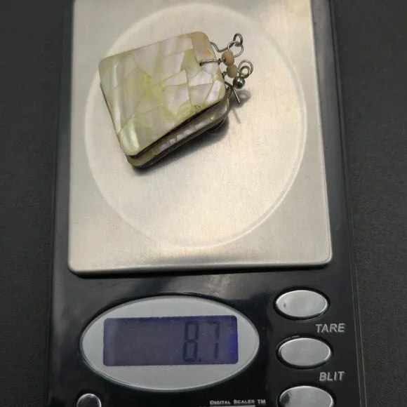 Silver Plated Wood With White Shell Overlay Dangle Earrings A6202 - Picture 5 of 5